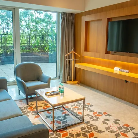 Courtyard By Marriott Nashik Hotel Exterior photo