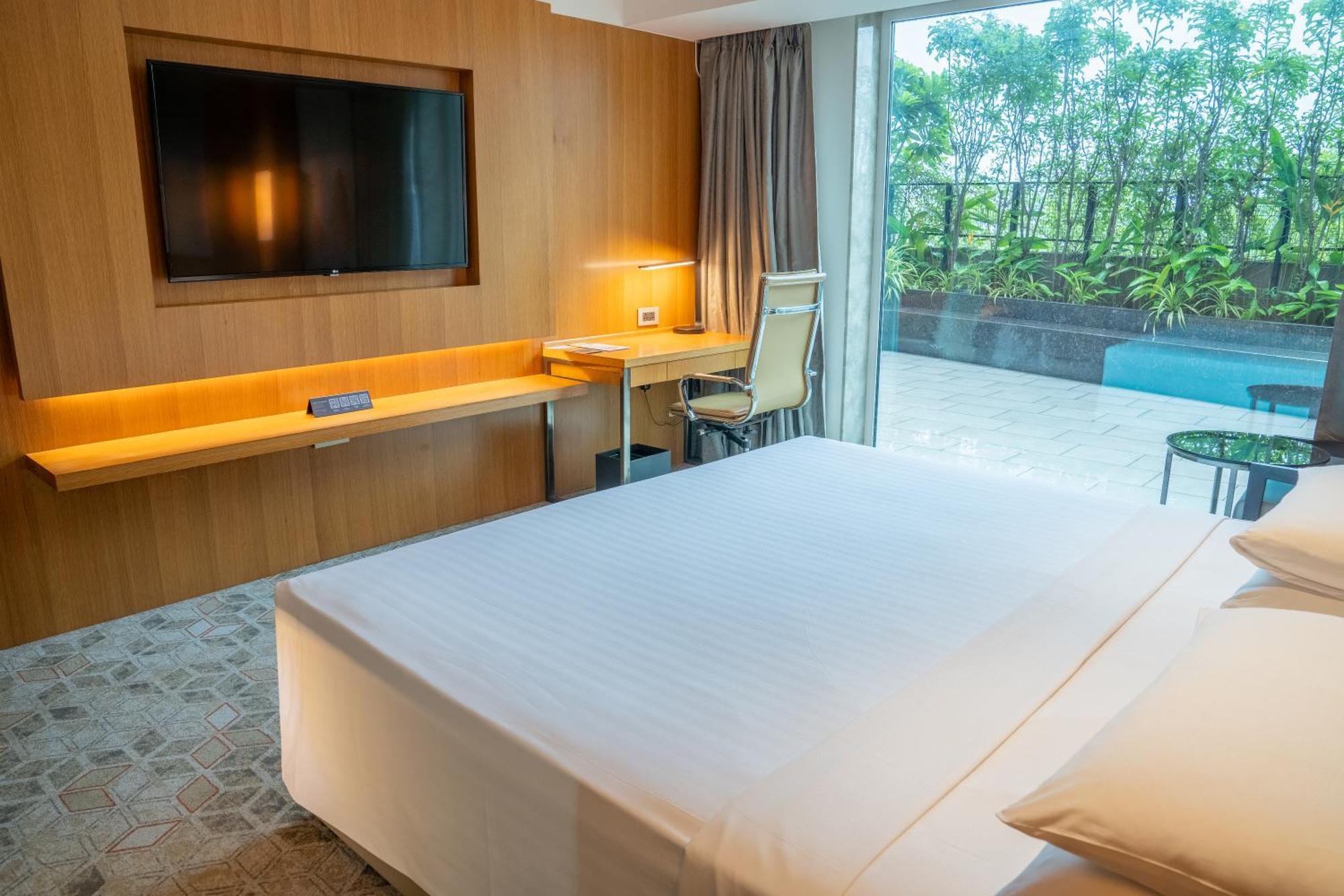 Courtyard By Marriott 5* Nashik